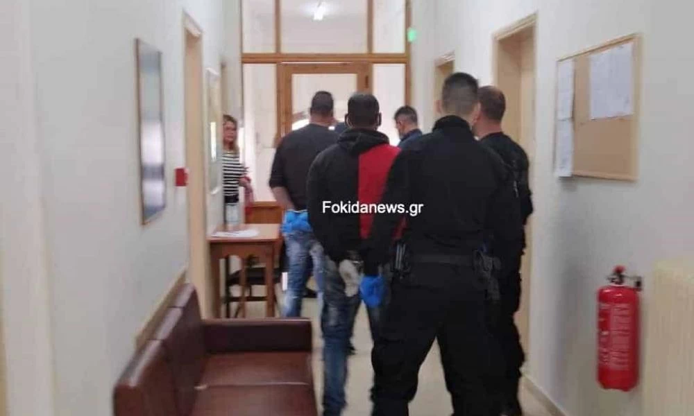 Άμφισσα: 3,5 χρόνια φυλακή και 2.500 ευρώ πρόστιμο στους «νταήδες» Ρομά